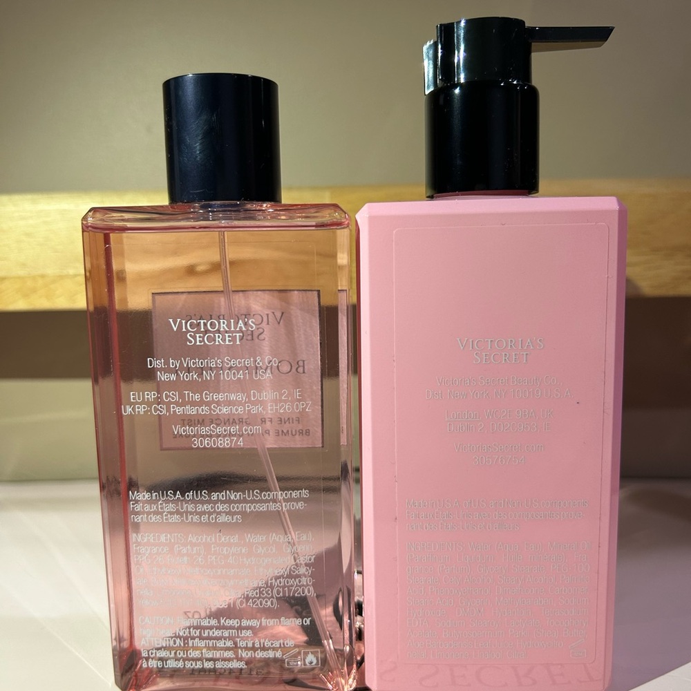 Victoria Secret Bombshell Set - Picture 2 of 2